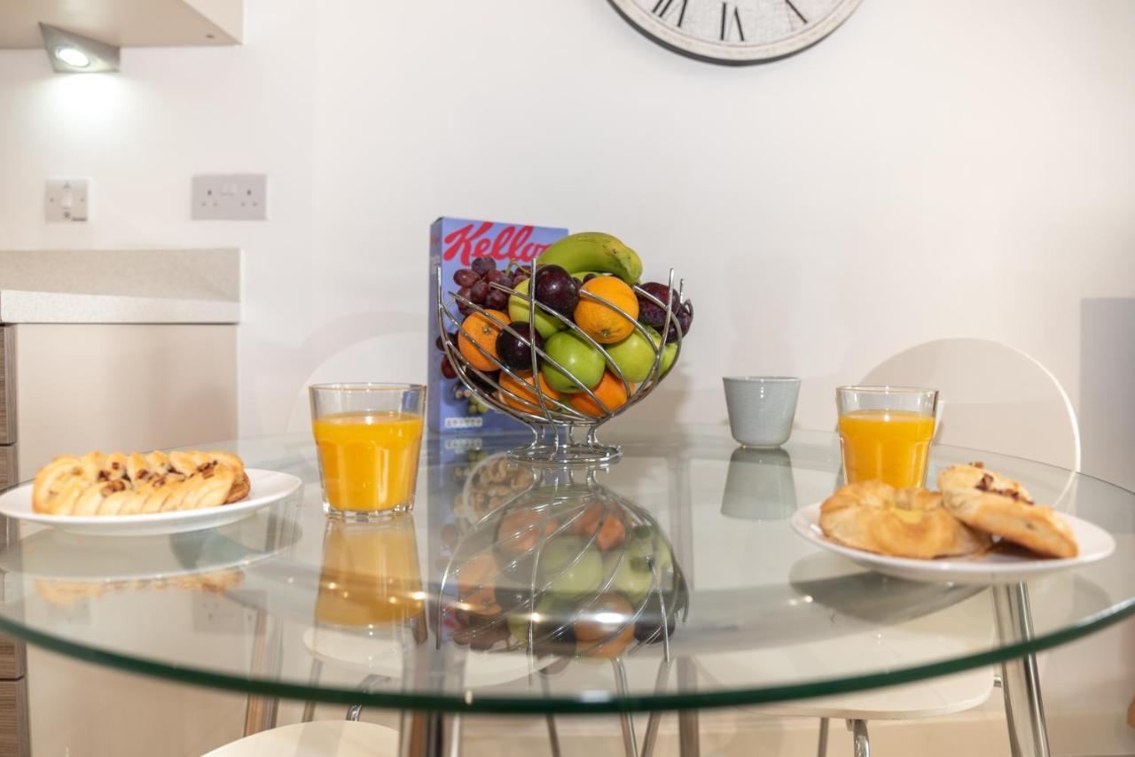 Spacious City Center Apartment By Smart Apartments Short Lets & Serviced Accommodation Apartment Southampton With Free Wifi Exteriör bild