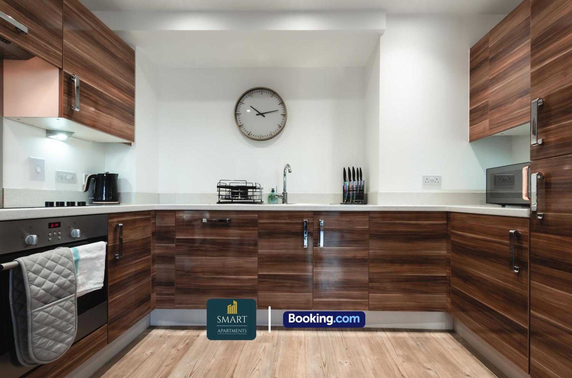 Spacious City Center Apartment By Smart Apartments Short Lets & Serviced Accommodation Apartment Southampton With Free Wifi Exteriör bild